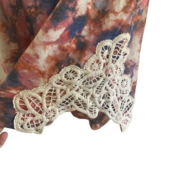 Rewind medium long sleeve lace side blouse multi color - Picture 2 of 6